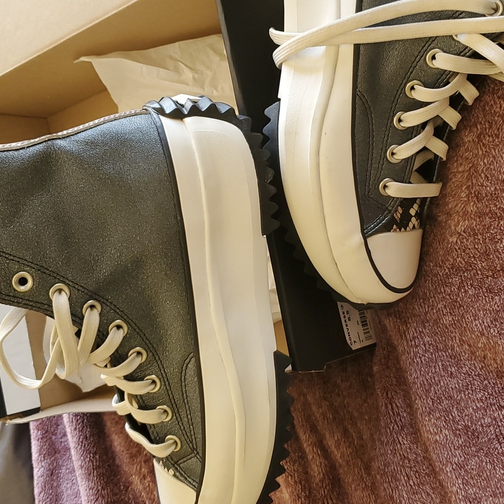 Converse $75. Flash